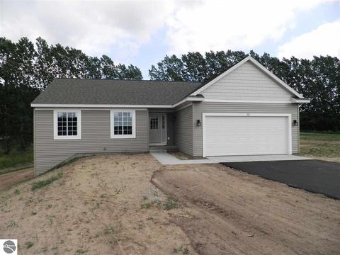 7421 E Meadows Dr, Cedar, MI 49621 photo 28