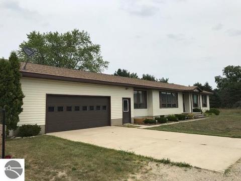 10261 E M-42, Manton, MI 49663 photo 35