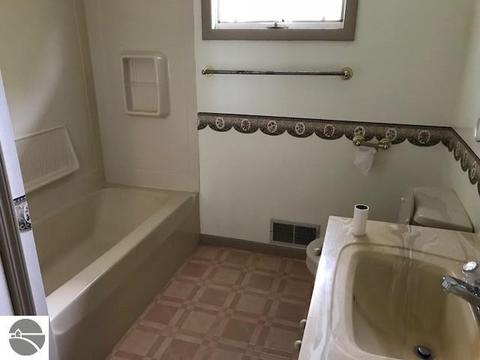 10261 E M-42, Manton, MI 49663 photo 22