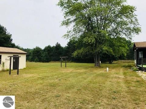 10261 E M-42, Manton, MI 49663 photo 40