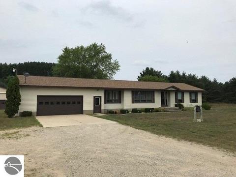 10261 E M-42, Manton, MI 49663 photo 1