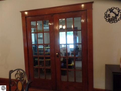 203 W Hall Rd, Shepherd, MI 48883 photo 6