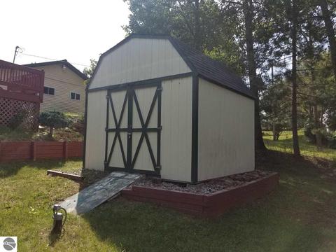 5675 Athey Rd, Harrison, MI 48625 photo 14