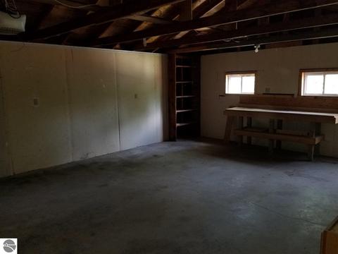 5675 Athey Rd, Harrison, MI 48625 photo 9