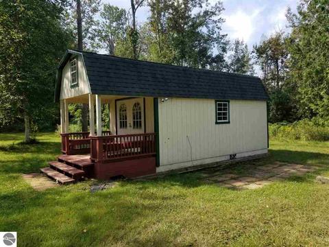 5675 Athey Rd, Harrison, MI 48625 photo 13