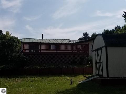 5675 Athey Rd, Harrison, MI 48625 photo 11