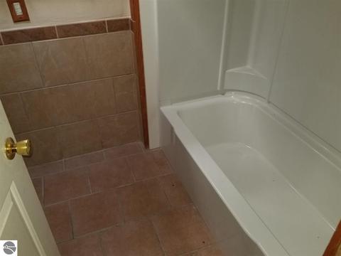 5675 Athey Rd, Harrison, MI 48625 photo 8