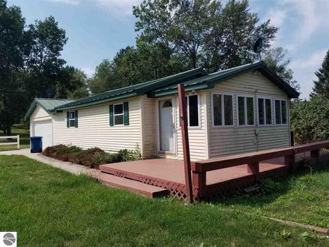 5675 Athey Rd, Harrison, MI 48625 photo 1