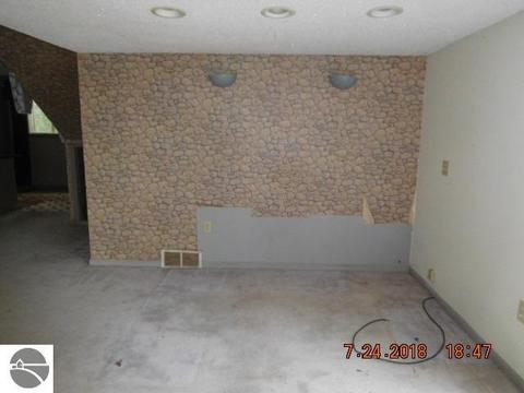 4927 E Center St, Au Gres, MI 48703 photo 10
