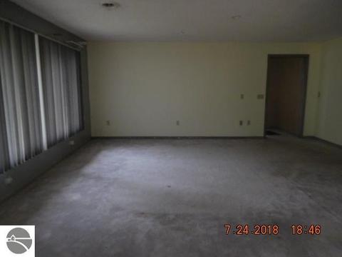 4927 E Center St, Au Gres, MI 48703 photo 7