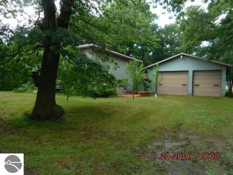 4927 E Center St, Au Gres, MI 48703 photo 24