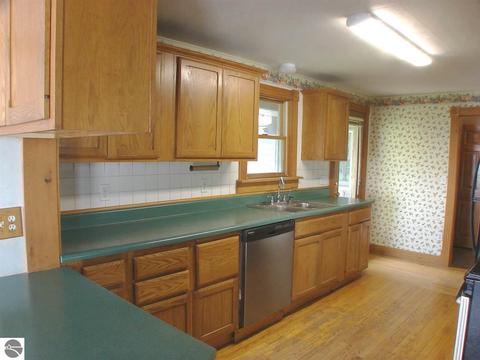 1629 S Bliss Rd, Sumner, MI 48889 photo 15