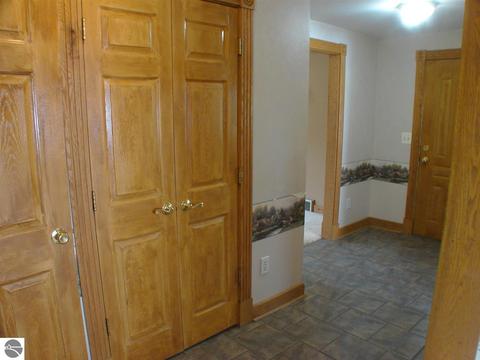 1629 S Bliss Rd, Sumner, MI 48889 photo 23