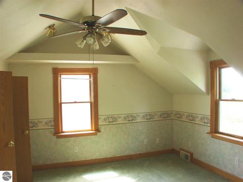 1629 S Bliss Rd, Sumner, MI 48889 photo 35
