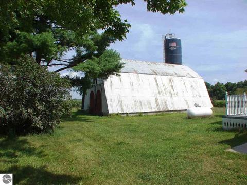 1629 S Bliss Rd, Sumner, MI 48889 photo 5