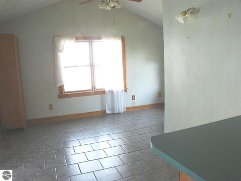1629 S Bliss Rd, Sumner, MI 48889 photo 18