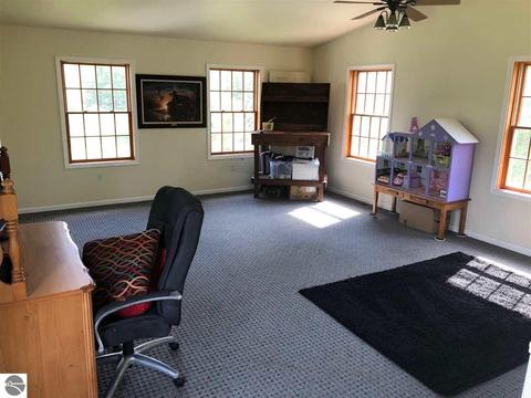 8685 N Gilbert Rd, Standish, MI 48658 photo 16