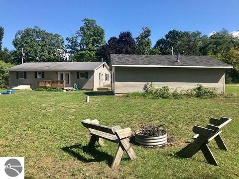 5755 Vinton Rd, Williamsburg, MI 49690 photo 18