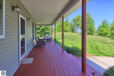 6506 E Hillside Dr, Cedar, MI 49621 photo 6