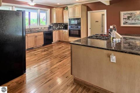 6506 E Hillside Dr, Cedar, MI 49621 photo 19