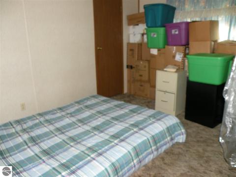 3595 Mcintosh Rd, Gladwin, MI 48624 photo 12