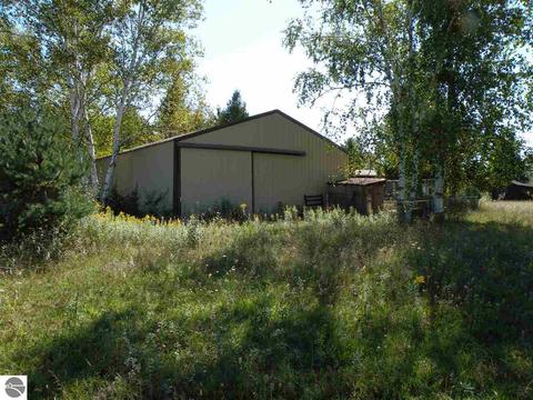 3595 Mcintosh Rd, Gladwin, MI 48624 photo 14