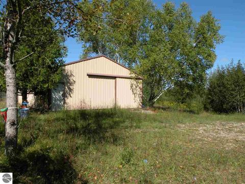 3595 Mcintosh Rd, Gladwin, MI 48624 photo 15
