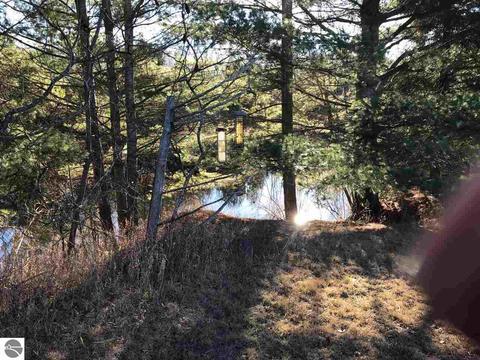 3595 Mcintosh Rd, Gladwin, MI 48624 photo 19