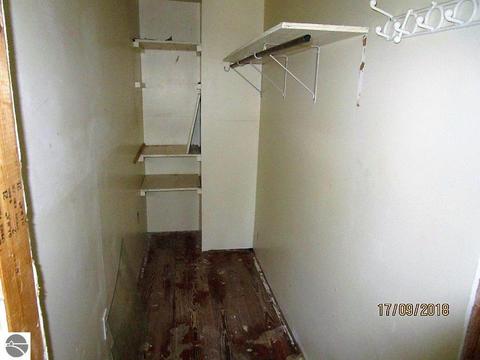 10305 E River Rd, Mount Pleasant, MI 48858 photo 13