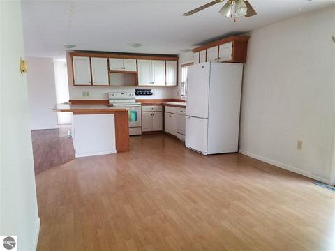 2022 Green Dr, Au Gres, MI 48703 photo 11