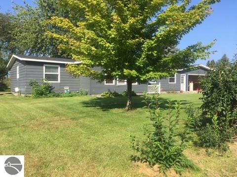2022 Green Dr, Au Gres, MI 48703 photo 4