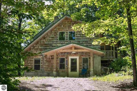 3131 E Kasson Rd, Cedar, MI 49621 photo 1