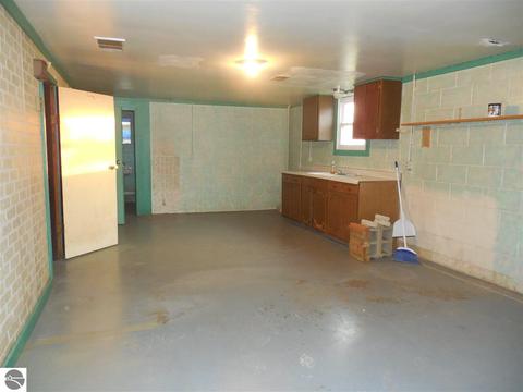 11506 S Shepherd Rd, Shepherd, MI 48883 photo 14