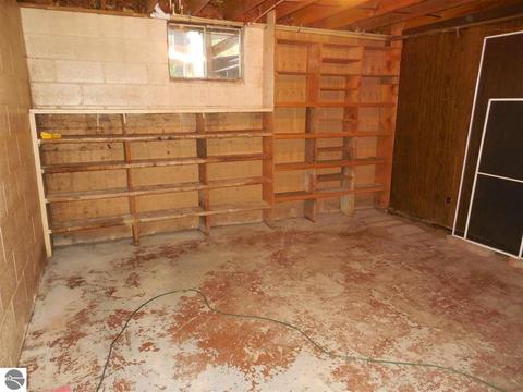 11506 S Shepherd Rd, Shepherd, MI 48883 photo 15