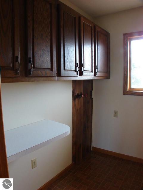 685 W Tyler Rd, Ithaca, MI 48847 photo 12