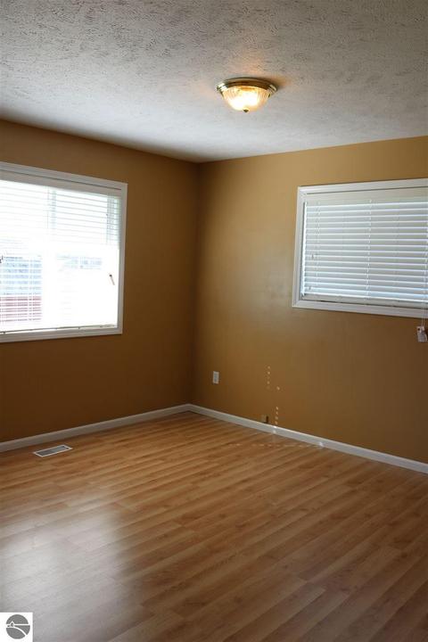 3875 W Fillmore Rd, Ithaca, MI 48847 photo 11