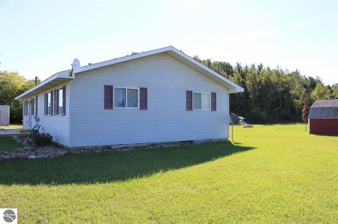 3875 W Fillmore Rd, Ithaca, MI 48847 photo 17