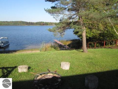 663 Deerfield Ln, Lupton, MI 48635 photo 8