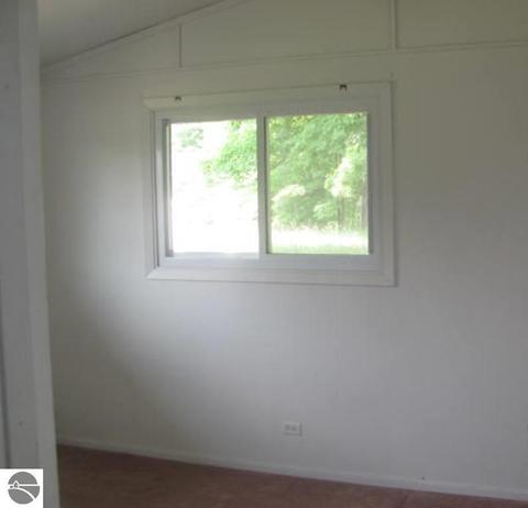 904 Greg Rd, Petoskey, MI 49770 photo 15