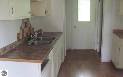 904 Greg Rd, Petoskey, MI 49770 photo 7