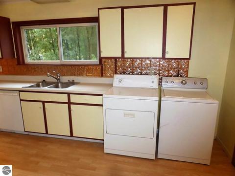 16981 Second St, Copemish, MI 49625 photo 11