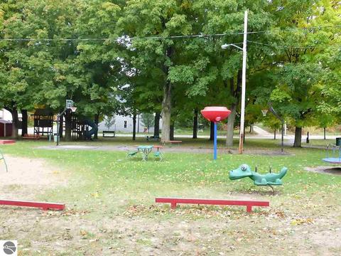 16981 Second St, Copemish, MI 49625 photo 31