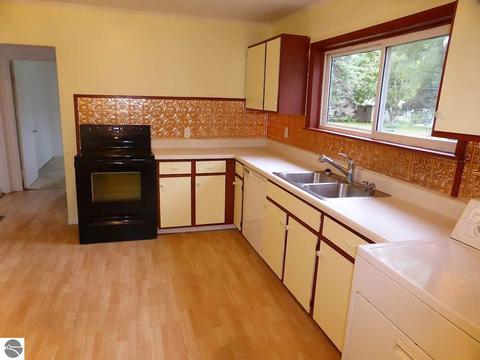 16981 Second St, Copemish, MI 49625 photo 13