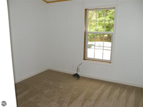 1835 Oak, Gladwin, MI 48624 photo 10