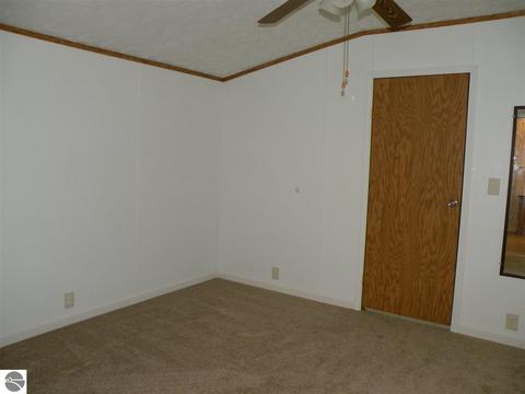 1835 Oak, Gladwin, MI 48624 photo 15