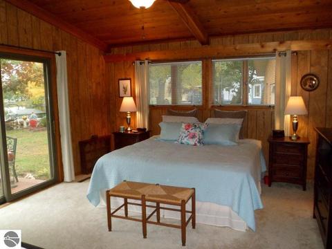 3631 E Shore Dr, Weidman, MI 48893 photo 10