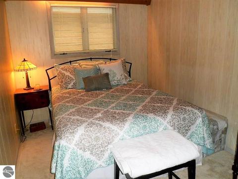 3631 E Shore Dr, Weidman, MI 48893 photo 14