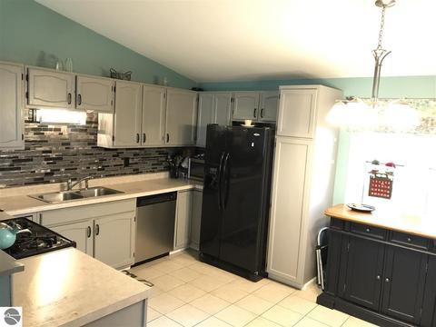 3115 E Millbrook Rd, Mount Pleasant, MI 48858 photo 11