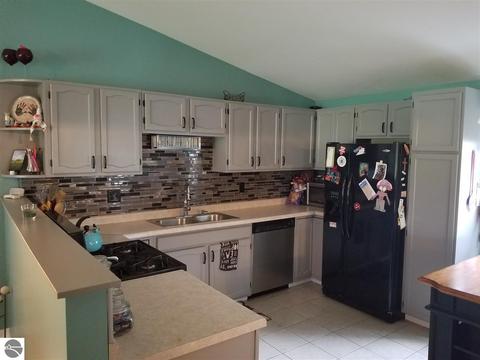 3115 E Millbrook Rd, Mount Pleasant, MI 48858 photo 9