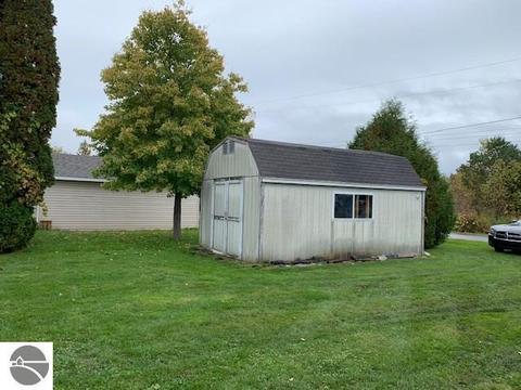 1646 S Riverside Dr, Au Gres, MI 48703 photo 9